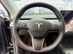 Tesla Model Y Rear-Wheel Drive - ფოტო 12