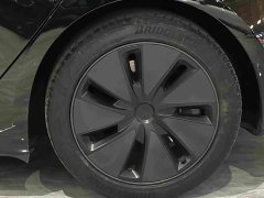 Tesla Model 3 Rear-Wheel Drive - ფოტო 13