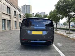 Li Auto MEGA Ultra Smart Refresh Edition - ფოტო 20