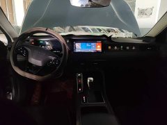 SAIC MG i5 1.5L CVT Prestige - ფოტო 12