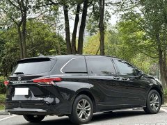 Toyota Sienna 2.5L Hybrid AWD Premium - ფოტო 7
