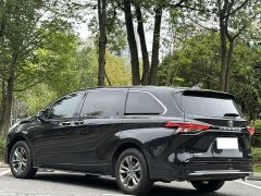 Toyota Sienna 2.5L Hybrid AWD Premium - ფოტო 9