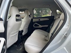 BYD Yuan UP 401KM Vitality Edition - ფოტო 16