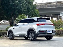 BYD Yuan UP 401KM Vitality Edition - ფოტო 4