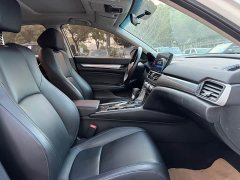 Honda Accord 260TURBO Luxury Edition - ფოტო 14