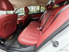 BMW 3 Series 320Li M Sport Package - ფოტო 6