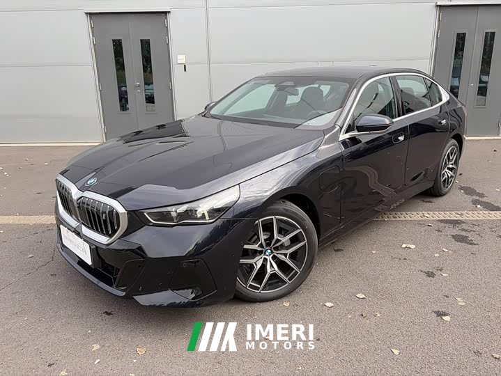 BMW i5 Facelift eDrive 35L M Sport Package