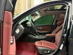 BMW 3 Series 320i M Sport Package - ფოტო 4
