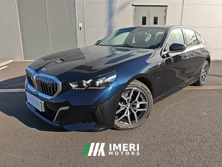 BMW i5 eDrive 35L M Sport Package - ავტომობილი ჩინეთიდან