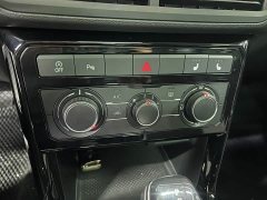 Volkswagen Touran 200TSI DSG Smart Connected Edition - ფოტო 15