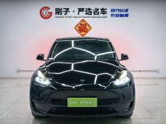 Tesla Model Y Rear-Wheel Drive - ფოტო 2