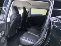 Tesla Model Y Rear-Wheel Drive - ფოტო 7