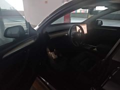 Tesla Model Y Rear-Wheel Drive - ფოტო 12