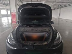Tesla Model Y Rear-Wheel Drive - ფოტო 16