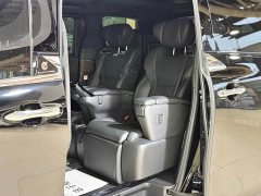 Toyota Alphard Hybrid 2.5L Premium Edition - ფოტო 11