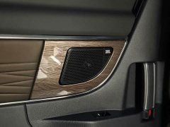 Toyota Alphard Hybrid 2.5L Premium Edition - ფოტო 13