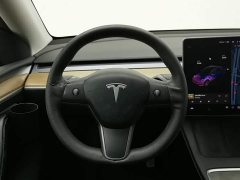 Tesla Model Y Long Range All-Wheel Drive - ფოტო 11