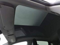 Tesla Model Y Long Range All-Wheel Drive - ფოტო 14