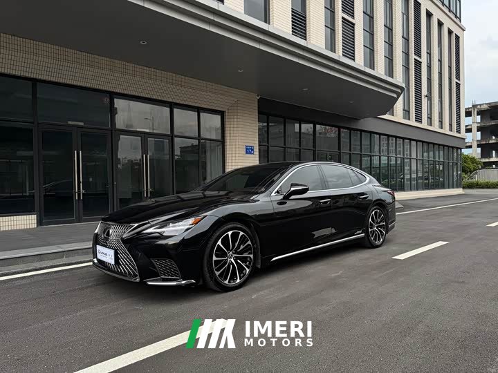 Lexus LS 500h Executive - ავტომობილი ჩინეთიდან