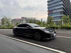 Lexus LS 500h Executive - ფოტო 3