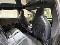 Tesla Cyberbeast Rear-Wheel Drive Edition - ფოტო 11