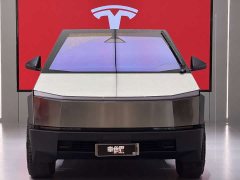 Tesla Cyberbeast Rear-Wheel Drive Edition - ფოტო 2