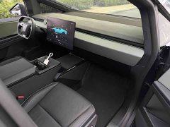 Tesla Cyberbeast Rear-Wheel Drive Edition - ფოტო 7