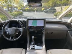 Toyota Vellfire Crown Hybrid 2.5L Executive Premier Edition - ფოტო 8