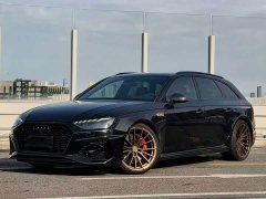 Audi RS 4 RS4 Avant Black Obsidian Edition - ფოტო 1