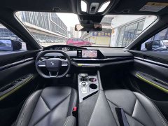 Changan UNI-V 1.5T Sport Edition - ფოტო 2