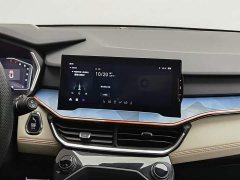Lynk & Co 06 1.5T Halo Edition - ფოტო 12