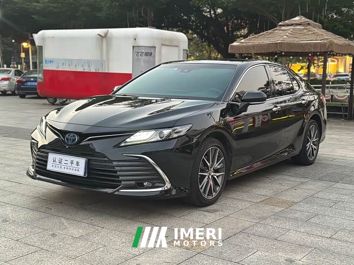 Toyota Camry Hybrid Luxury - ავტომობილი ჩინეთიდან