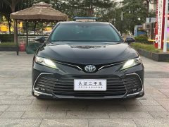 Toyota Camry Hybrid Luxury - ფოტო 2