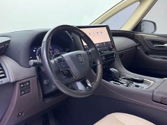 Toyota Vellfire Crown Hybrid 2.5L Executive Premier Edition - ფოტო 7