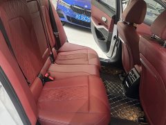 BMW 3 Series 325Li M Sport Night Edition Package - ფოტო 5