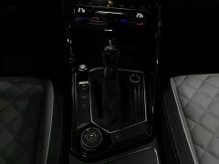 Volkswagen Taos 380TSI AWD R-Line High Performance Edition - ფოტო 13