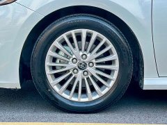 Toyota Camry Hybrid 2.0L HGVP Luxury - ფოტო 9