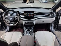 BYD Qin PLUS Glory Edition DM-i 55KM Superior - ფოტო 11