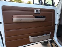 Toyota Land Cruiser (Imported) LC71 4.0L Middle East Version - ფოტო 14
