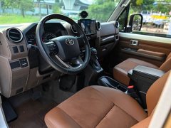 Toyota Land Cruiser (Imported) LC71 4.0L Middle East Version - ფოტო 7