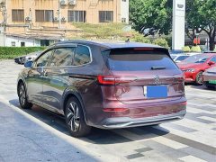 Volkswagen Viloran 330TSI Luxury - ფოტო 4