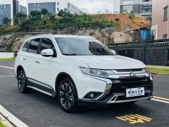 Mitsubishi Outlander 2.4L AWD Enjoy Edition 5-Seater - ფოტო 3