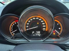 Toyota Yaris L 1.5L CVT Luxury Plus - ფოტო 4
