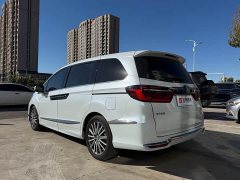 Honda Odyssey 2.0L e:HEV Luxury - ფოტო 10