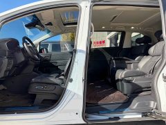 Honda Odyssey 2.0L e:HEV Luxury - ფოტო 2