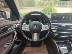 BMW 5 Series Facelift 525Li M Sport Package - ფოტო 6