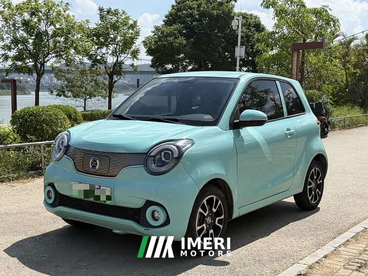 Huachen Xinri i03 318km 31.45kWh - автомобиль из Китая