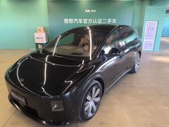 Li Auto i8 Standard Edition - ფოტო 1
