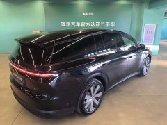 Li Auto i8 Standard Edition - ფოტო 2