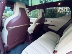 Zeekr X Five-Seat Rear-Wheel Drive - ფოტო 16